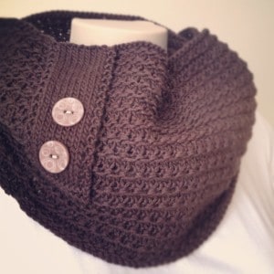 Knitting brown cowl